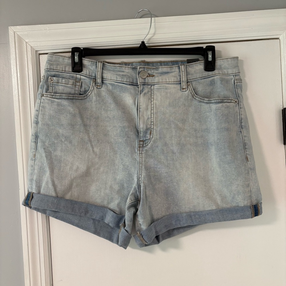 Torrid Blue Jean Shorts - NWT